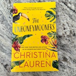 Romance, novel, the unhoneymooners
